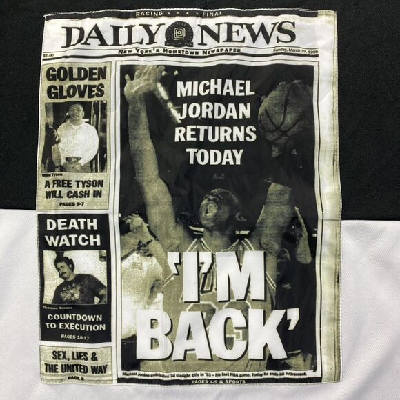 Sneak Gallery LACED UP G.O.A.T. MICHAEL JORDAN #23 JERSEY RETR0 95 “ I’m Back” - Picture 11 of 16